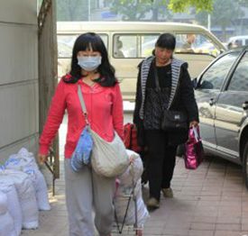 宓麗今抵津本網(wǎng)全程記錄
