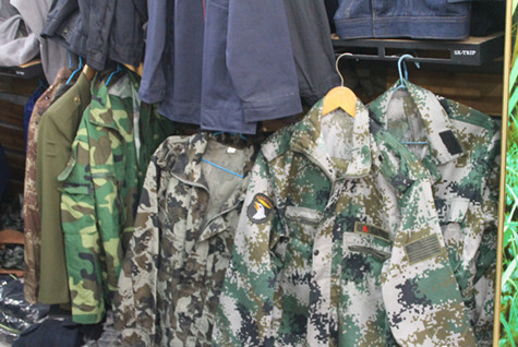 多部門聯(lián)合整治軍服市場