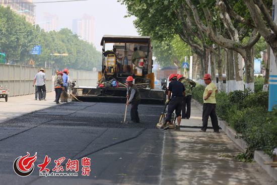 臨沂陶然路雨水管道工程18日完工，全線貫通