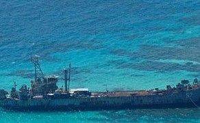 中國直升機航拍仁愛礁菲登陸艦(高清組圖)